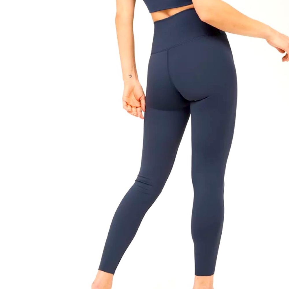 cute trendy leggings